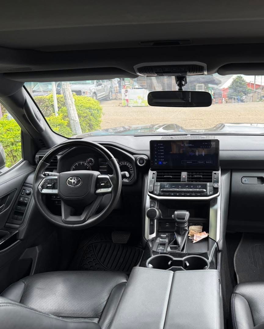 Toyota Toyota Land Cruiser VXR