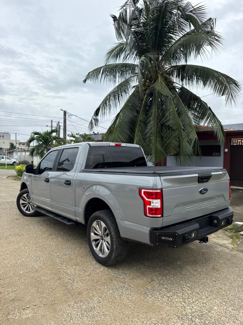 Ford F-150 STX