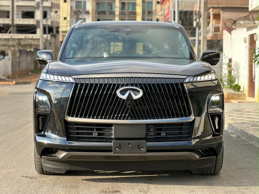 Infiniti QX80