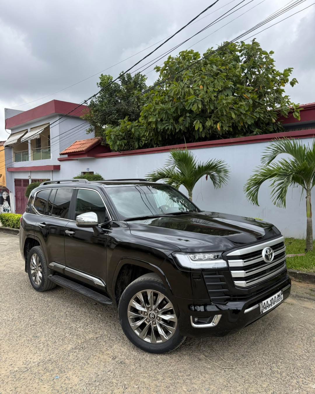Toyota Toyota Land Cruiser VXR